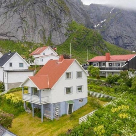 House By The Sea Reine, Lofoten Εξωτερικό φωτογραφία