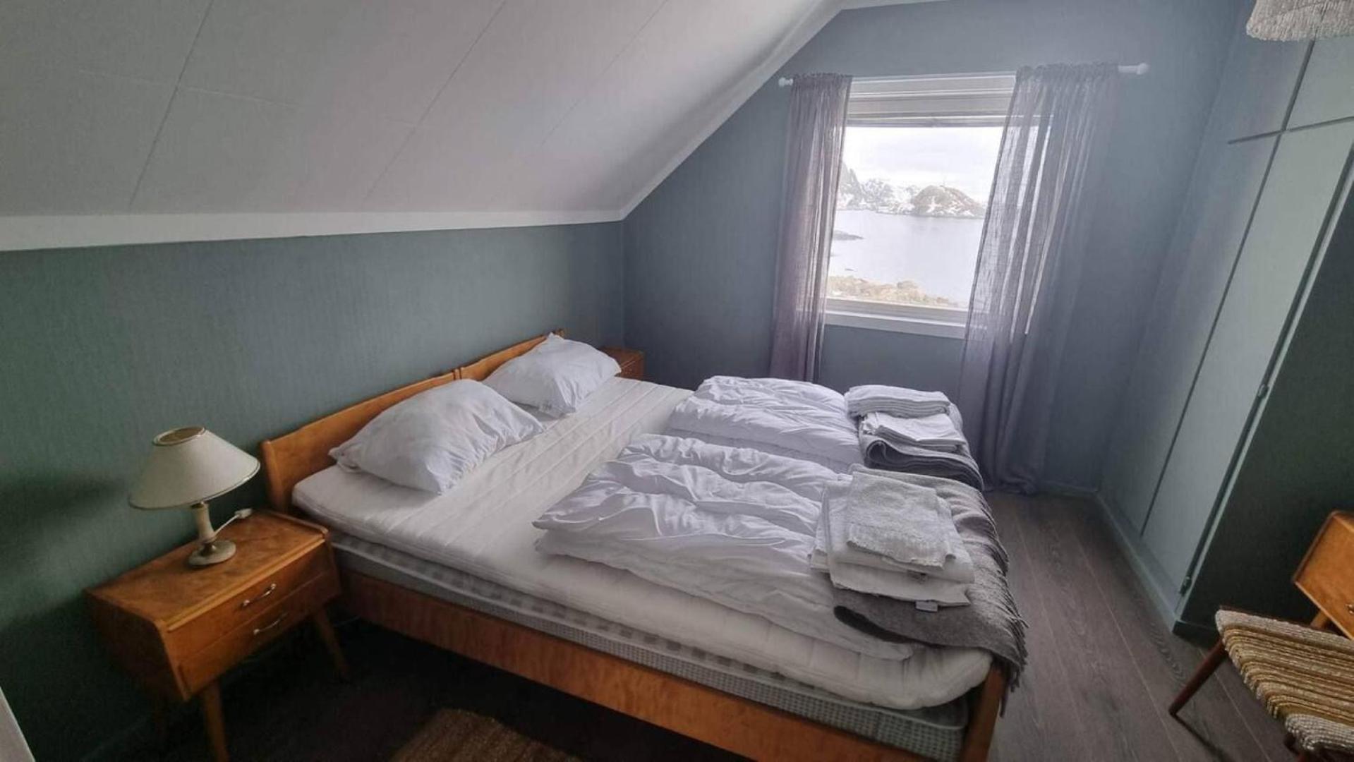 House By The Sea Reine, Lofoten Εξωτερικό φωτογραφία